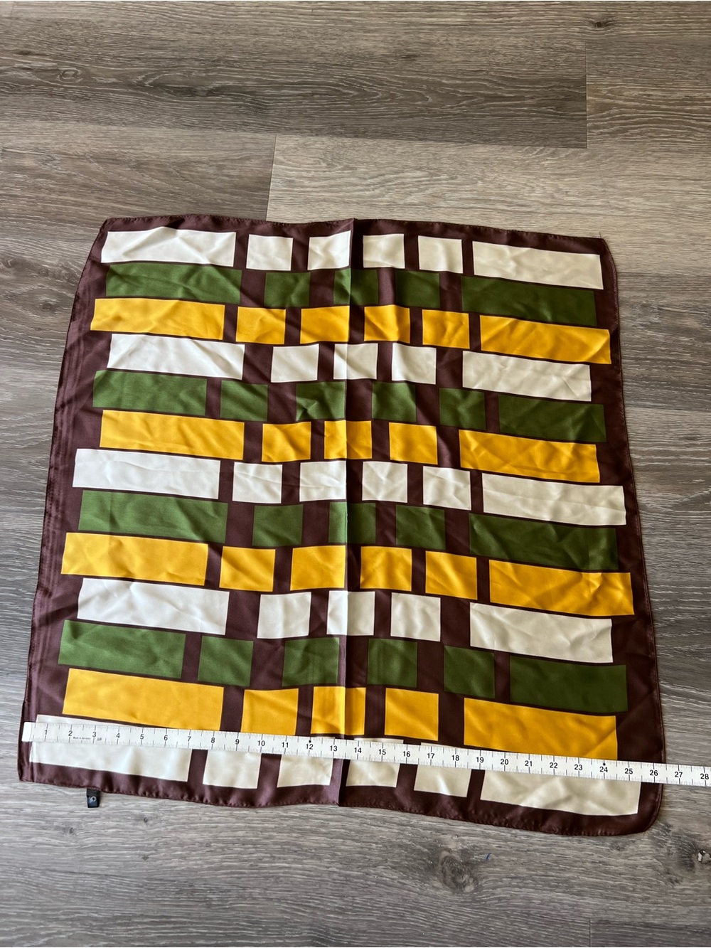 Silky and soft  scarf Women
Brown, Green, Gold, and Cream
